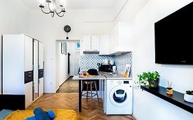 Gogol Studio Apartment